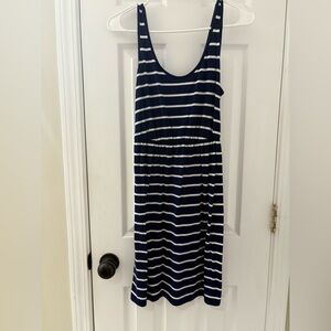 🟩3/$15 Old Navy Blue and White Striped Dress